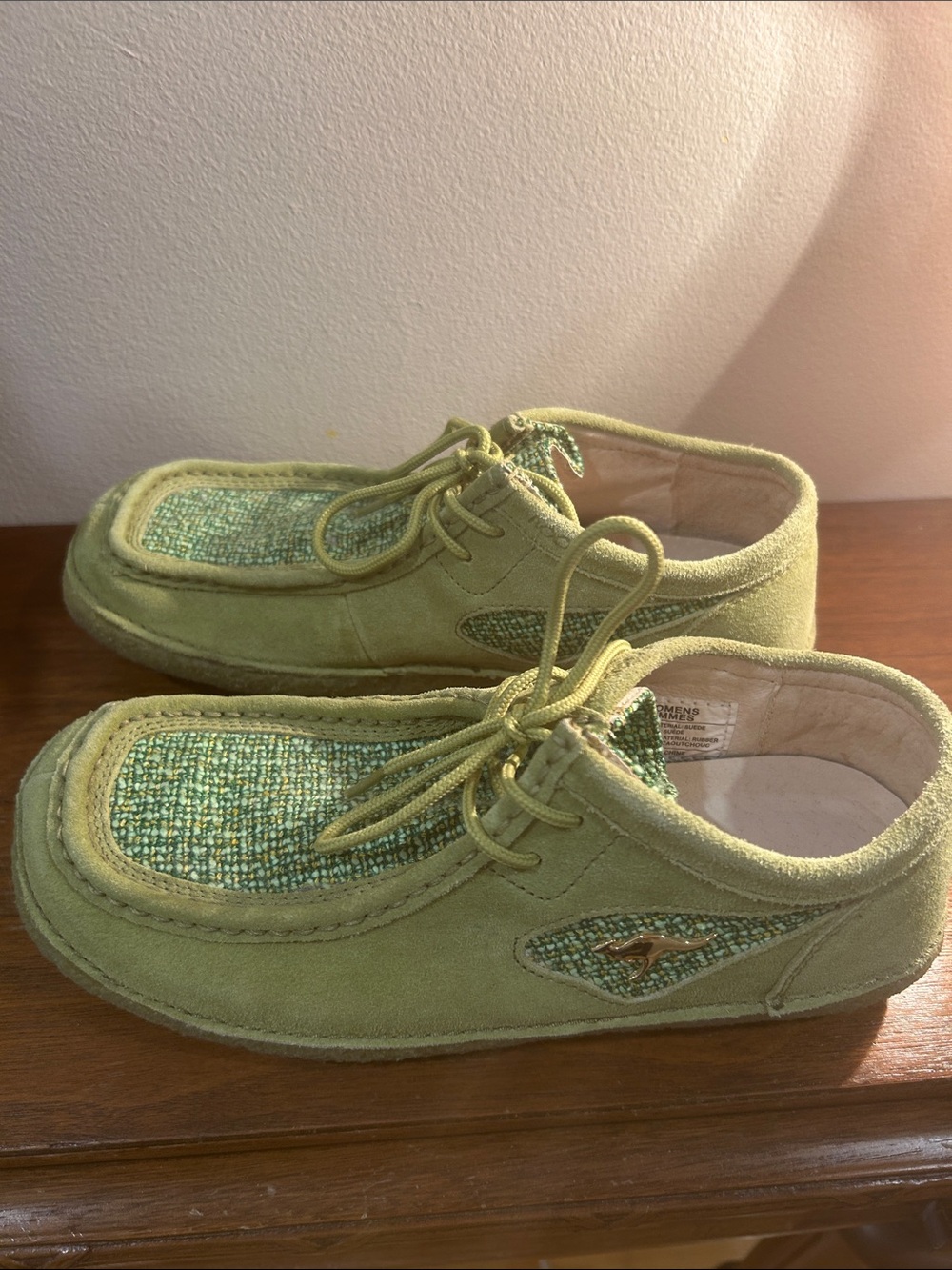 Roos Women’s Green Suede Kicker Lace-Up Shoes Size 7